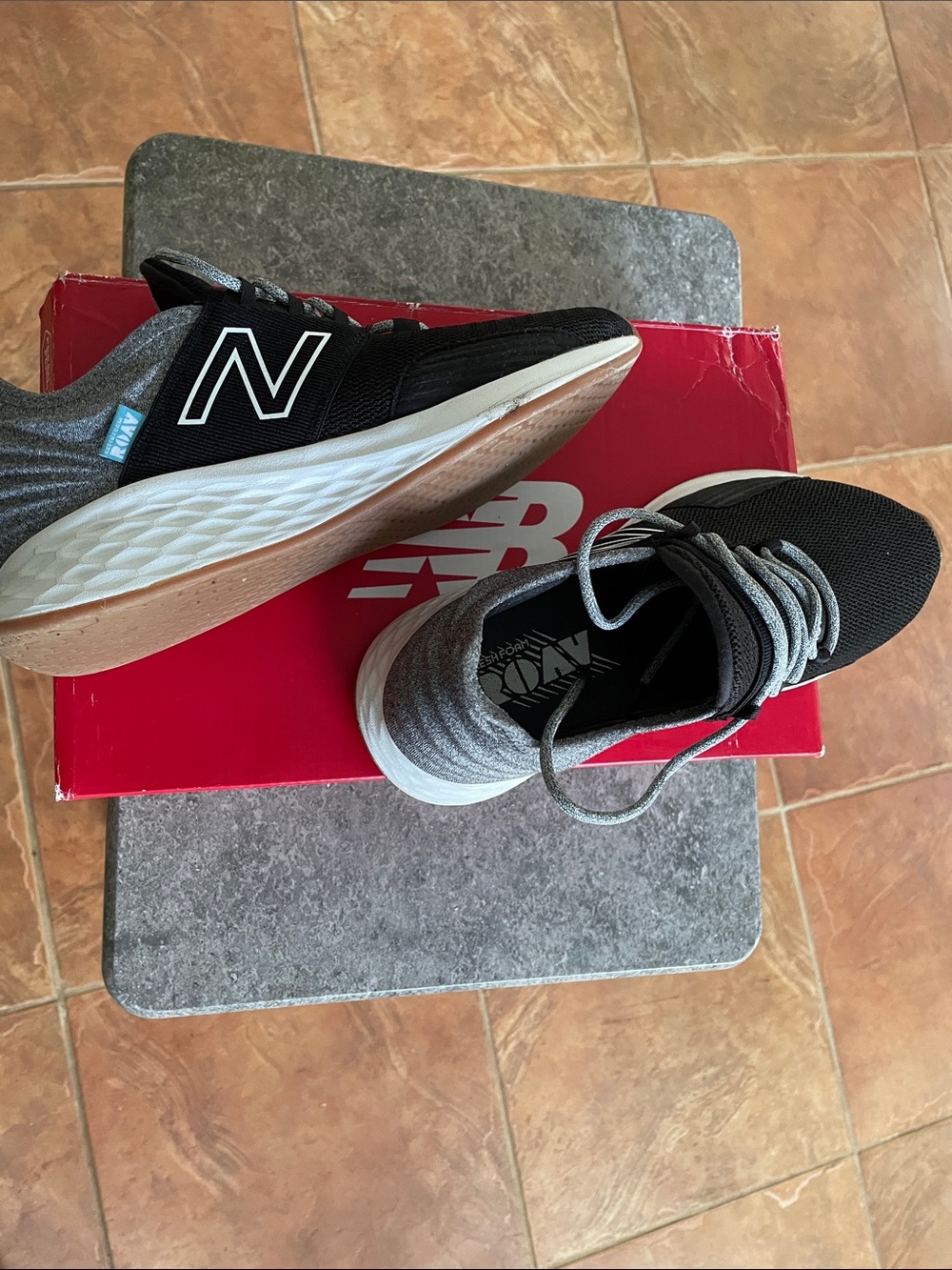 New Balance Black & Gray Women's Athletic Sneakers - Picture 5 of 7